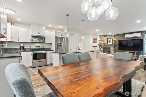 463 E Alder Drive Sedro Woolley WA 98284