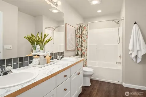4313 216th Street SW Mountlake Terrace WA 98043