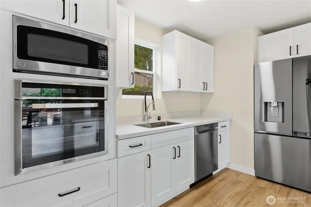 421 4th Street NE Auburn WA 98002