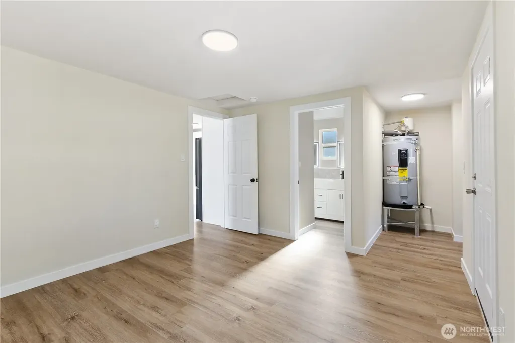 421 4th Street NE Auburn WA 98002