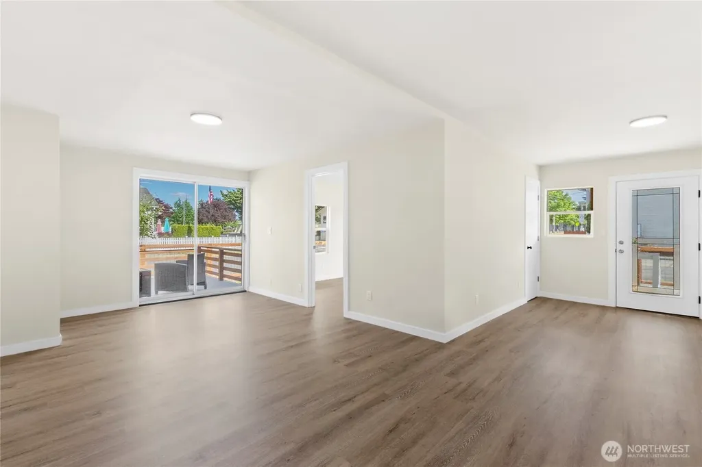 421 4th Street NE Auburn WA 98002