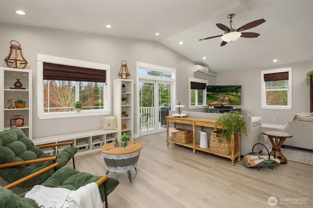 6937 Lake Alice Road SE Fall City WA 98024