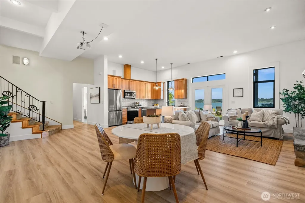 6617 149th Avenue NW Lakebay WA 98349