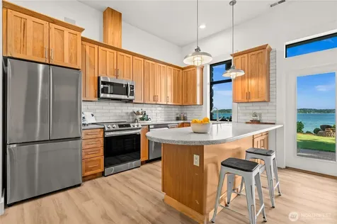 6617 149th Avenue NW Lakebay WA 98349