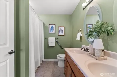 6617 149th Avenue NW Lakebay WA 98349