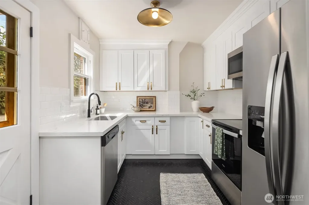 1618 NE 80th Street Seattle WA 98115