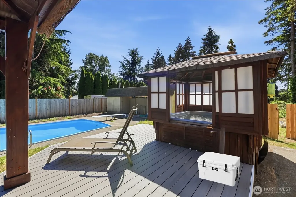 17405 18th Avenue W Lynnwood WA 98037