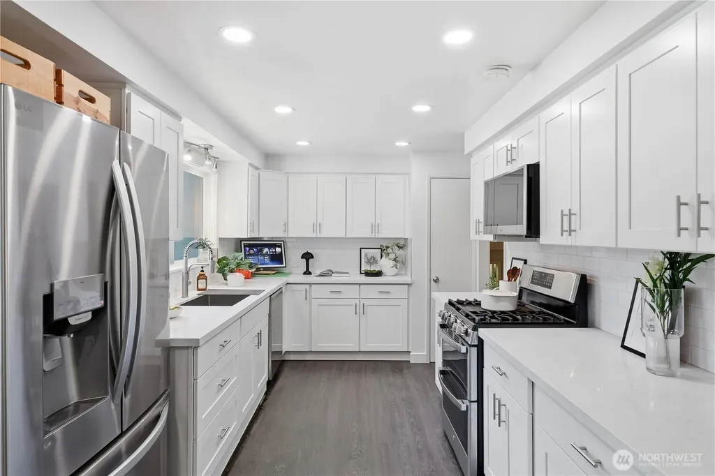 17405 18th Avenue W Lynnwood WA 98037