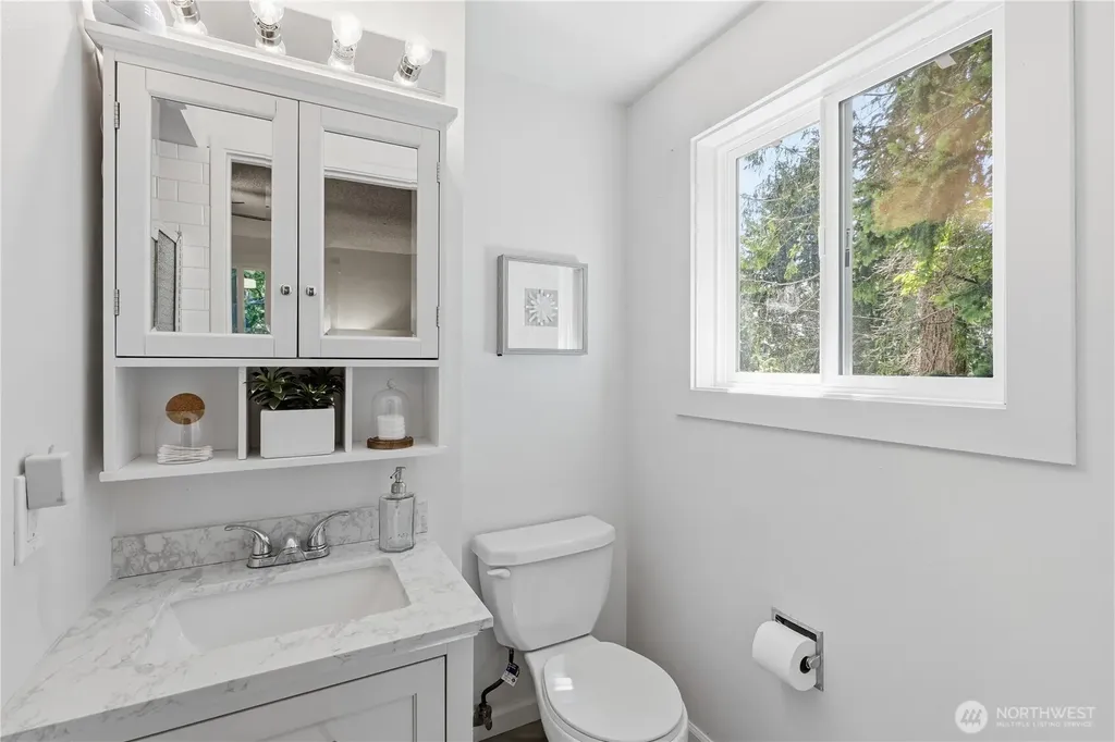 17405 18th Avenue W Lynnwood WA 98037