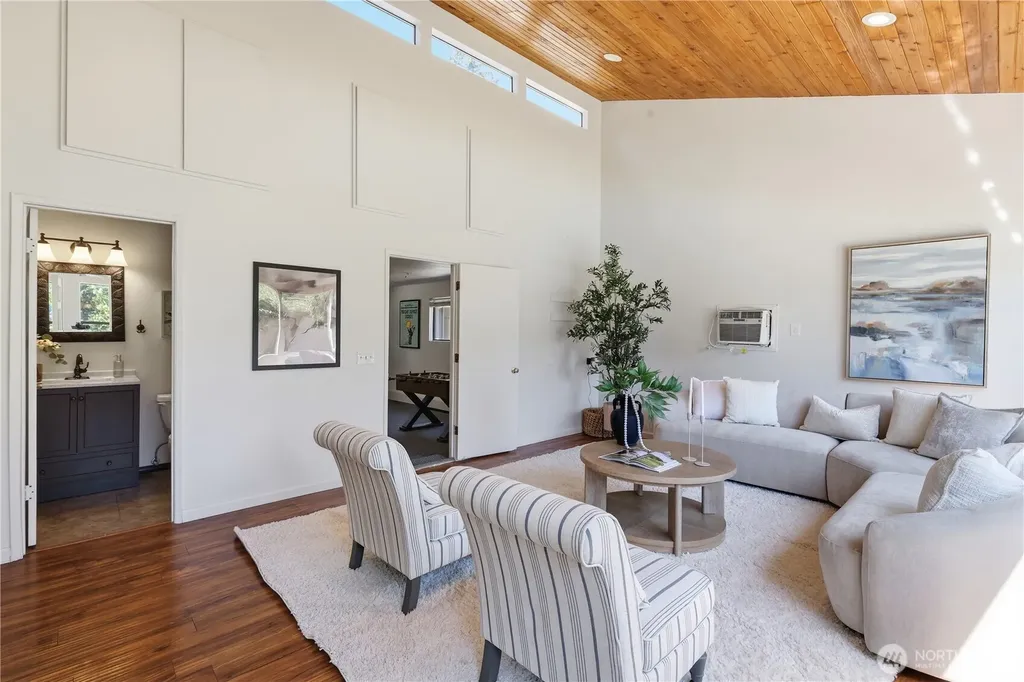 17405 18th Avenue W Lynnwood WA 98037