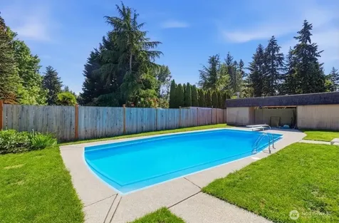 17405 18th Avenue W Lynnwood WA 98037