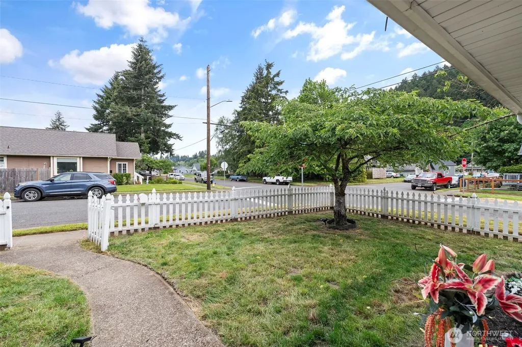 316 E Plum Street Centralia WA 98531