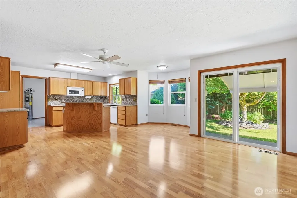 232 Sparks Kelso WA 98626