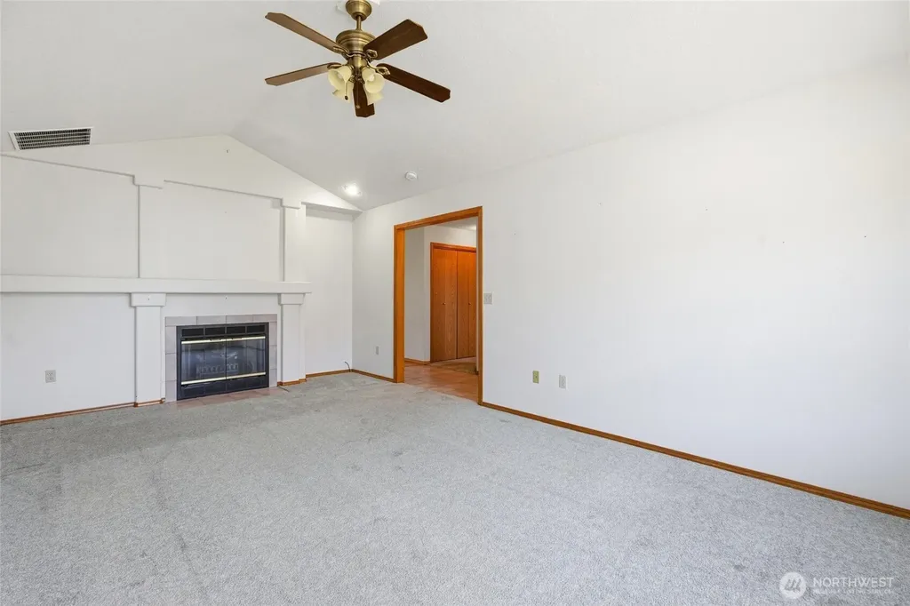 232 Sparks Kelso WA 98626