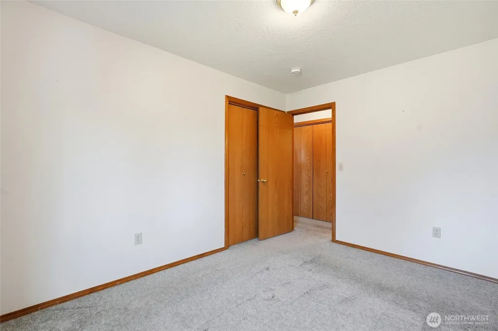 232 Sparks Kelso WA 98626