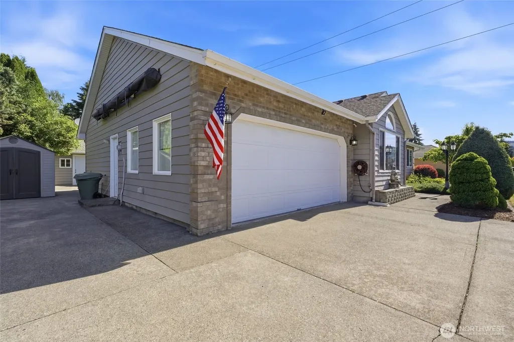 232 Sparks Kelso WA 98626