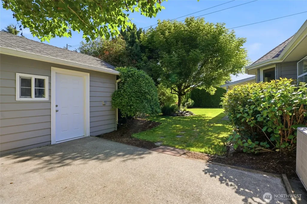 232 Sparks Kelso WA 98626