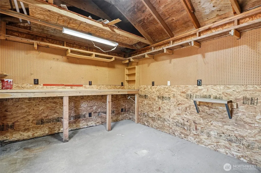232 Sparks Kelso WA 98626