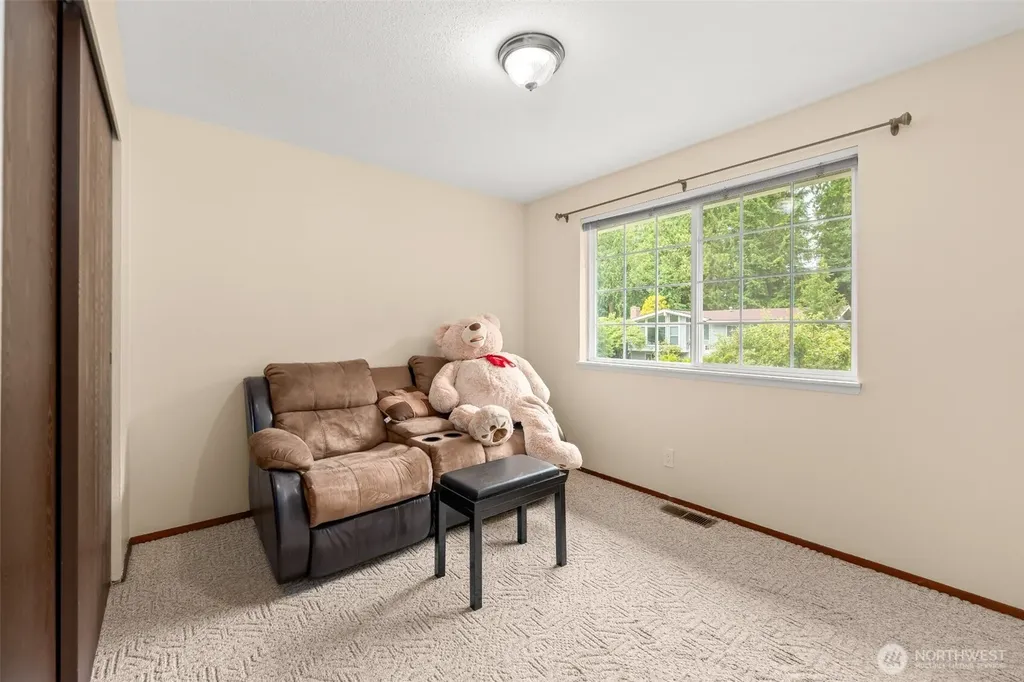 14616 106th Avenue NE Bothell WA 98011