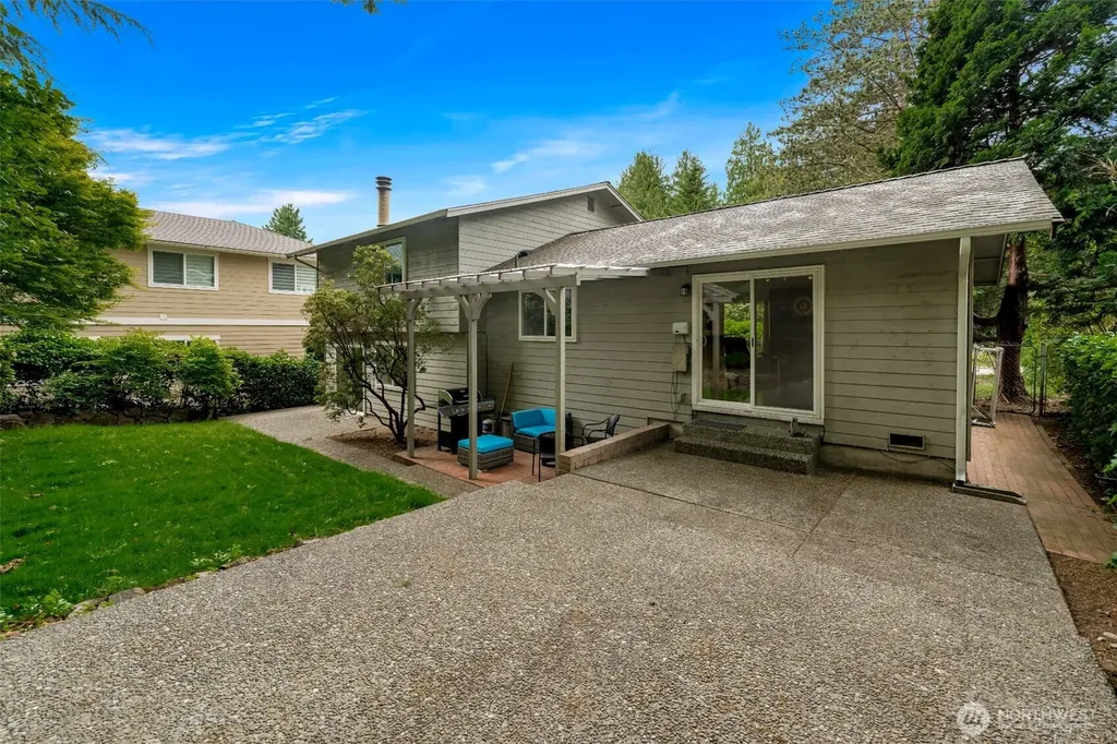 14616 106th Avenue NE Bothell WA 98011