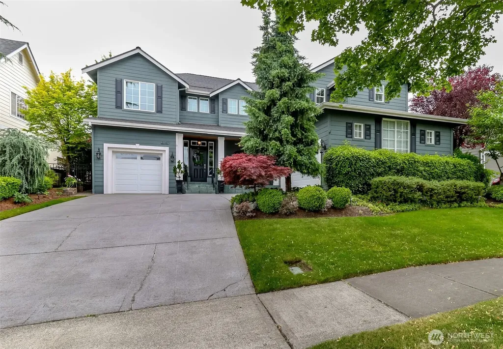 1847 Pointe Woodworth Drive NE Tacoma WA 98422