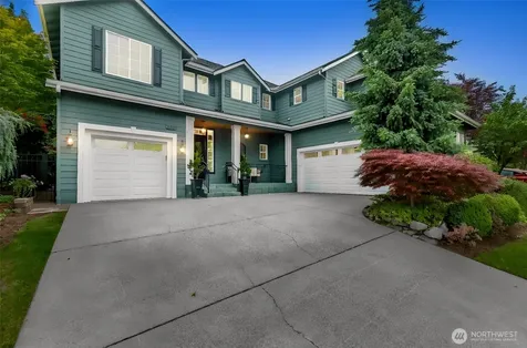 1847 Pointe Woodworth Drive NE Tacoma WA 98422