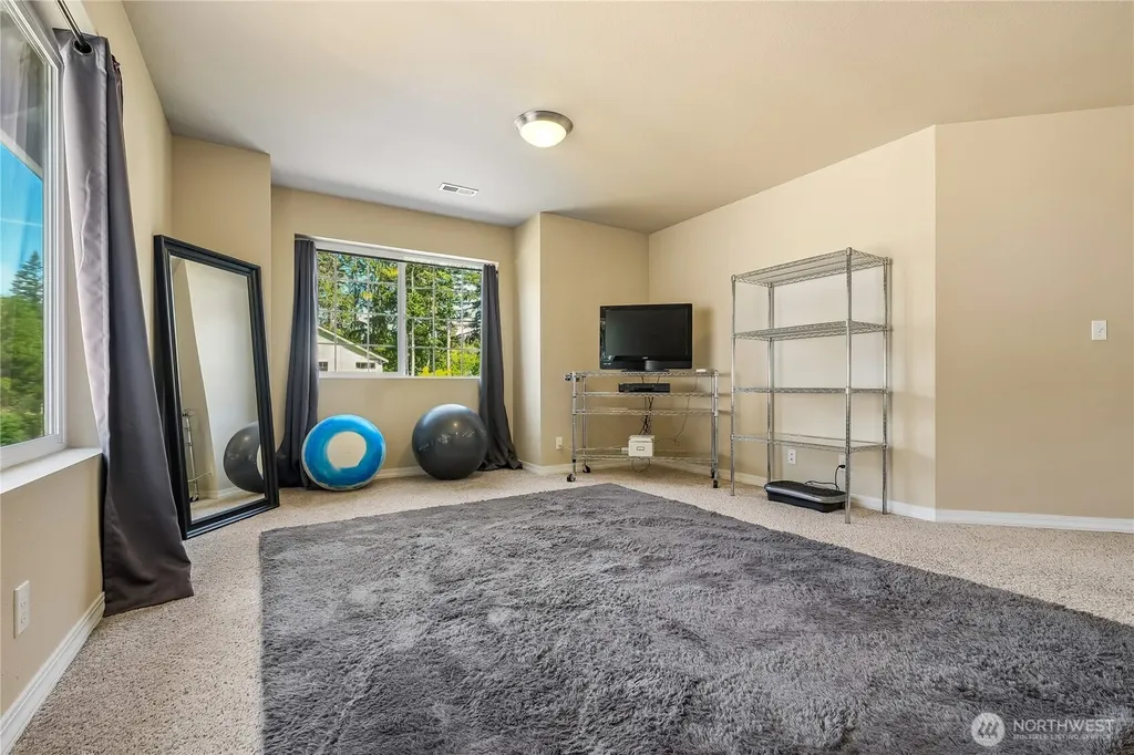 27661 Mcintosh Loop NE Kingston WA 98346