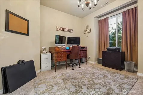 27661 Mcintosh Loop NE Kingston WA 98346