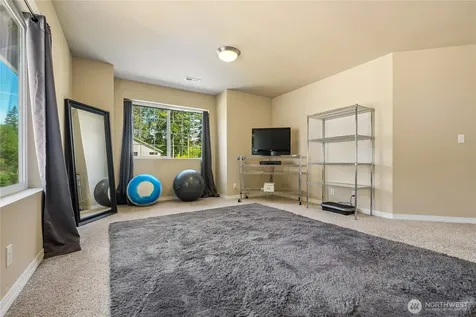 27661 Mcintosh Loop NE Kingston WA 98346