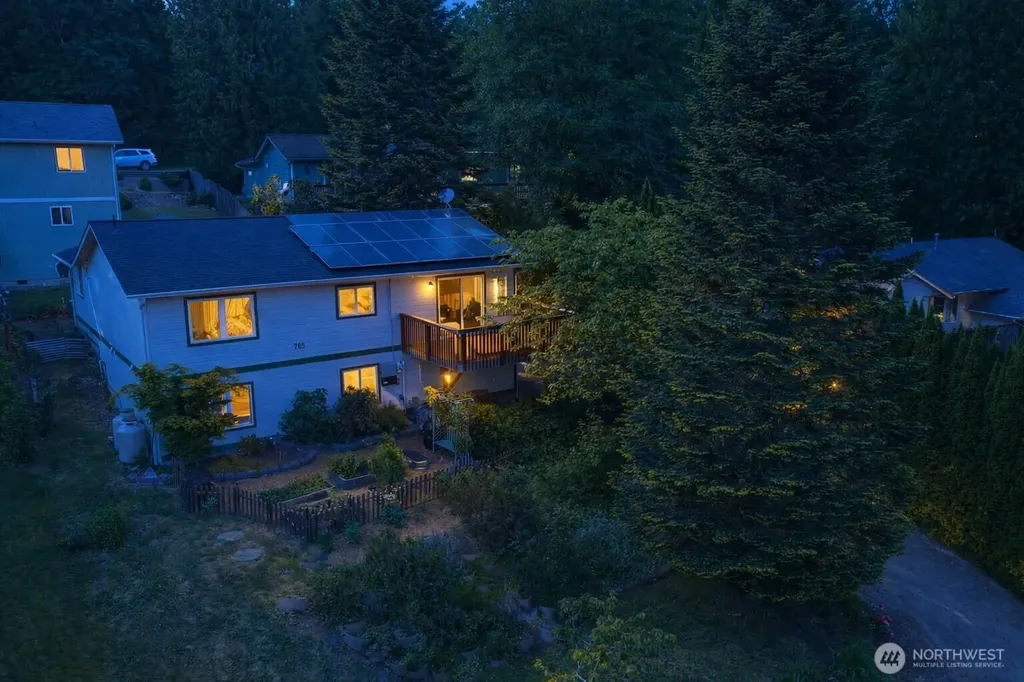 765 Summerset Way Sedro Woolley WA 98284