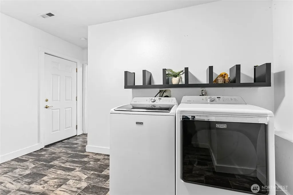 765 Summerset Way Sedro Woolley WA 98284