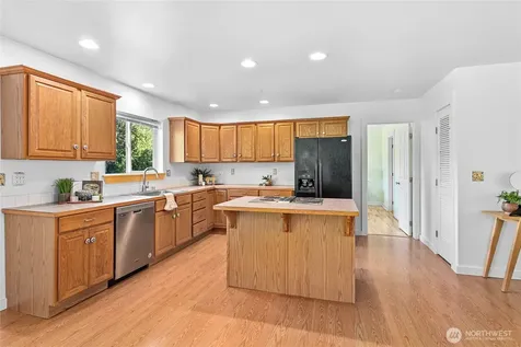 765 Summerset Way Sedro Woolley WA 98284