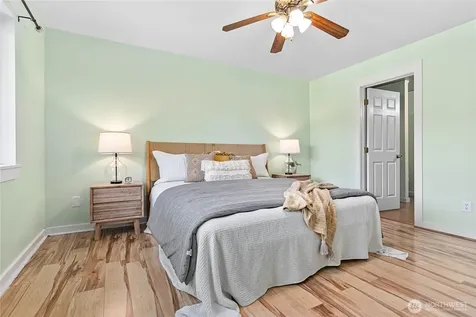 765 Summerset Way Sedro Woolley WA 98284