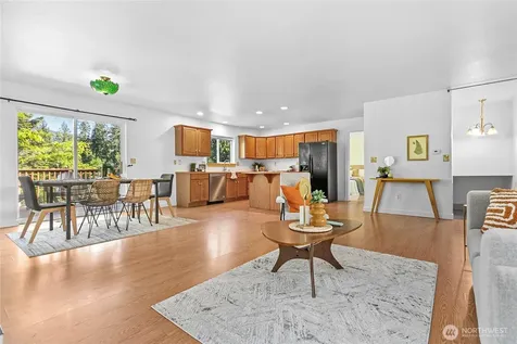 765 Summerset Way Sedro Woolley WA 98284