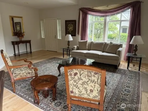 6748 161st Avenue SE Bellevue WA 98006
