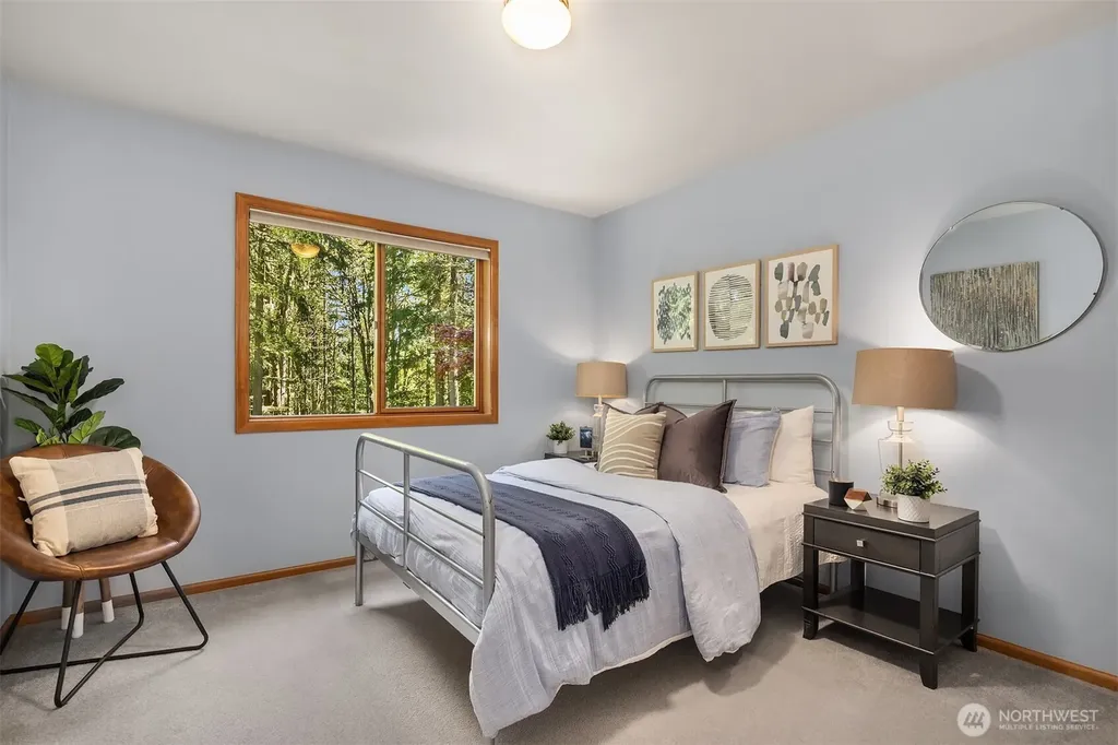 16526 232nd Avenue NE Woodinville WA 98077