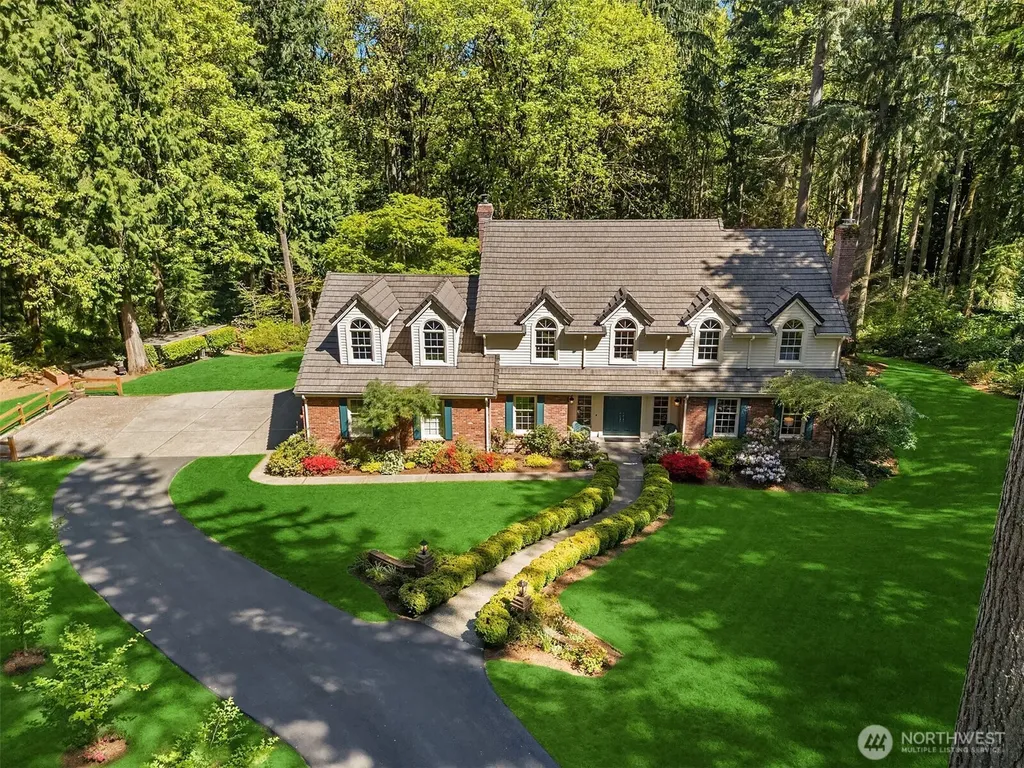 16526 232nd Avenue NE Woodinville WA 98077