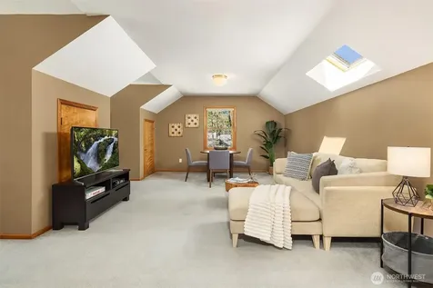 16526 232nd Avenue NE Woodinville WA 98077