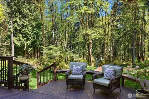 16526 232nd Avenue NE Woodinville WA 98077