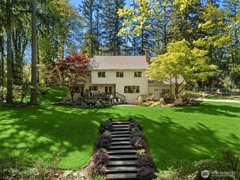 16526 232nd Avenue NE Woodinville WA 98077