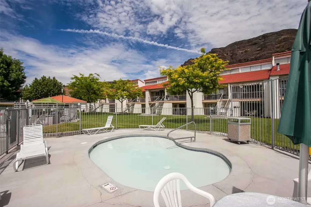 8903 Crescent Bar Road Quincy WA 98848