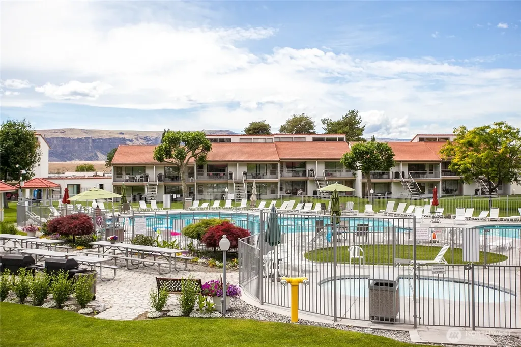 8903 Crescent Bar Road Quincy WA 98848