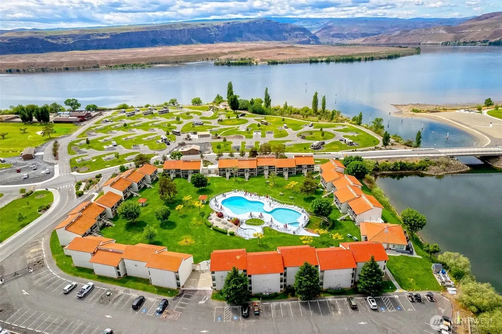 8903 Crescent Bar Road Quincy WA 98848
