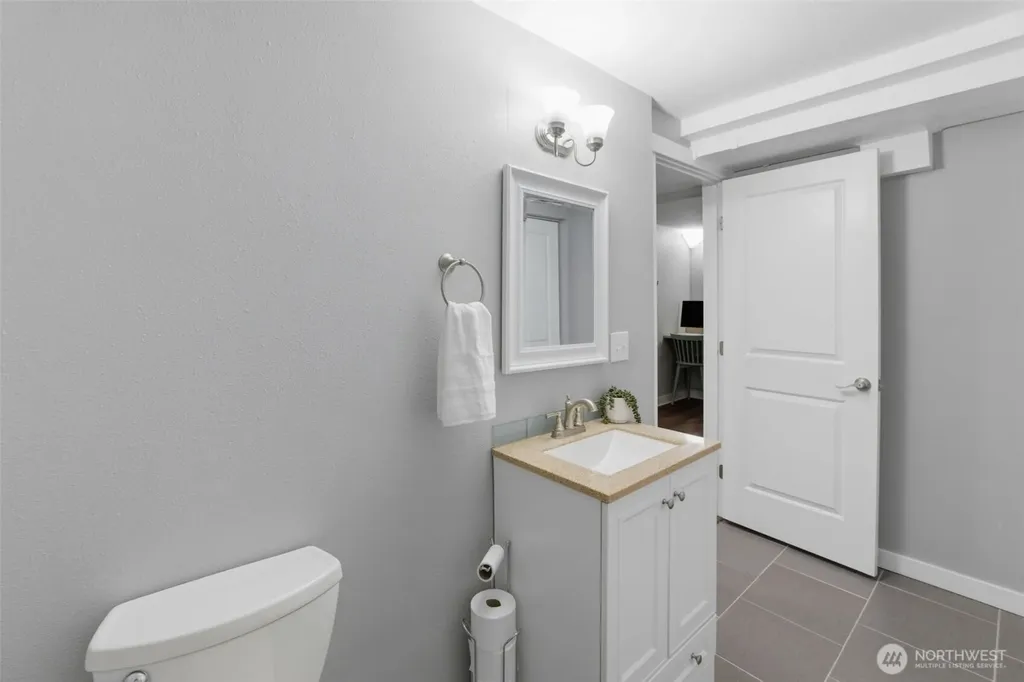 4002 SE Cameron Place Port Orchard WA 98366