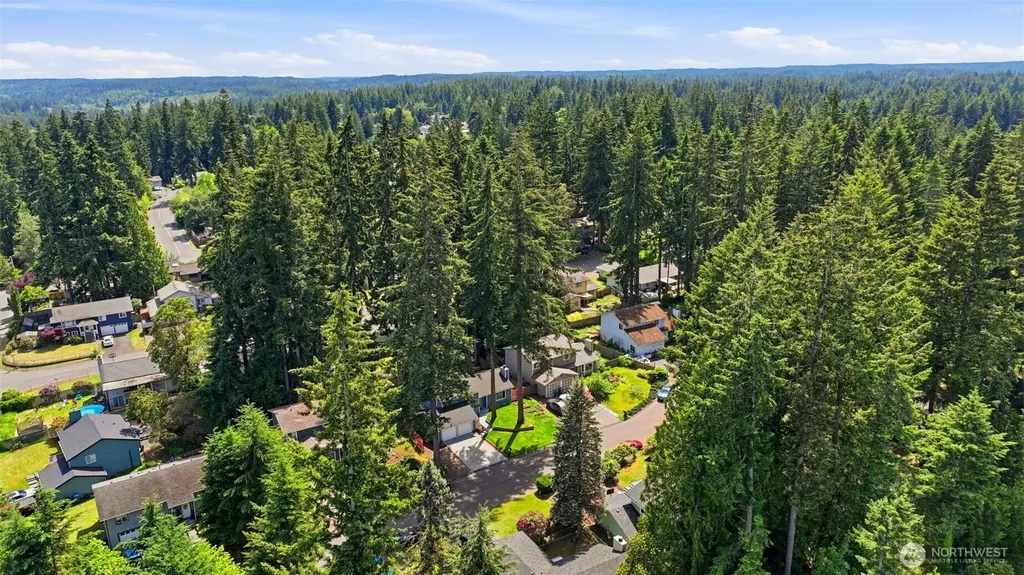 4002 SE Cameron Place Port Orchard WA 98366