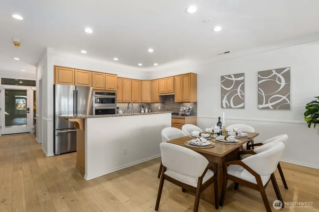 2349 Harbor Avenue SW Seattle WA 98126