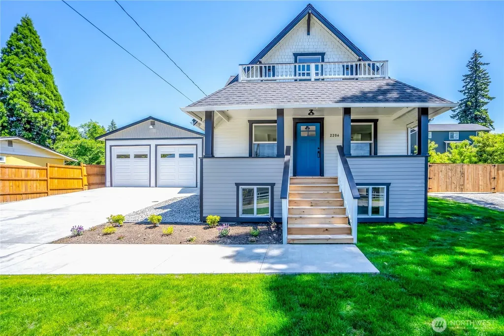 2206 15th Avenue Milton WA 98354