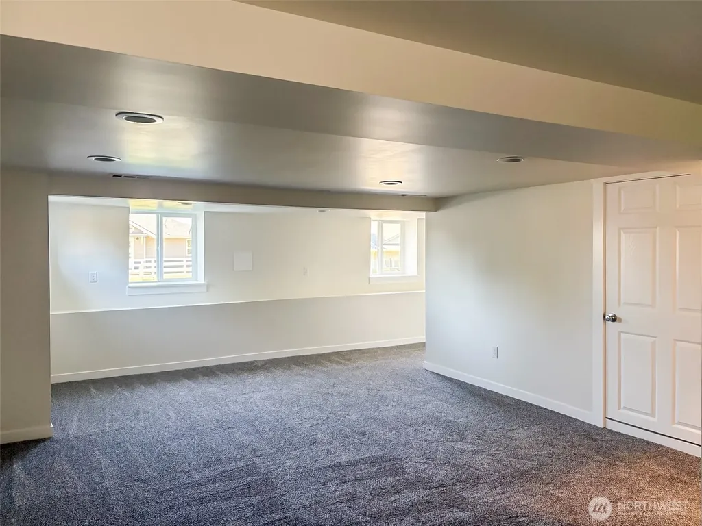2206 15th Avenue Milton WA 98354