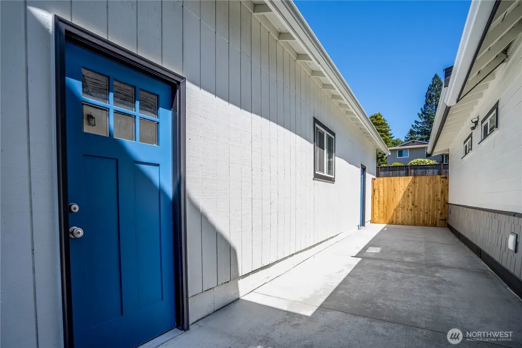 2206 15th Avenue Milton WA 98354