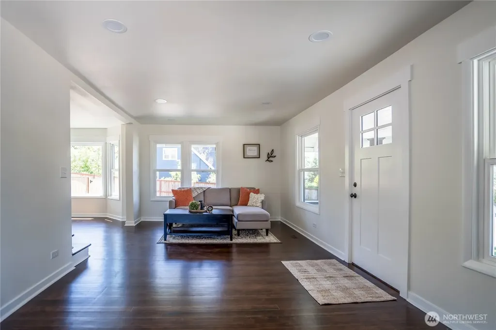 2206 15th Avenue Milton WA 98354